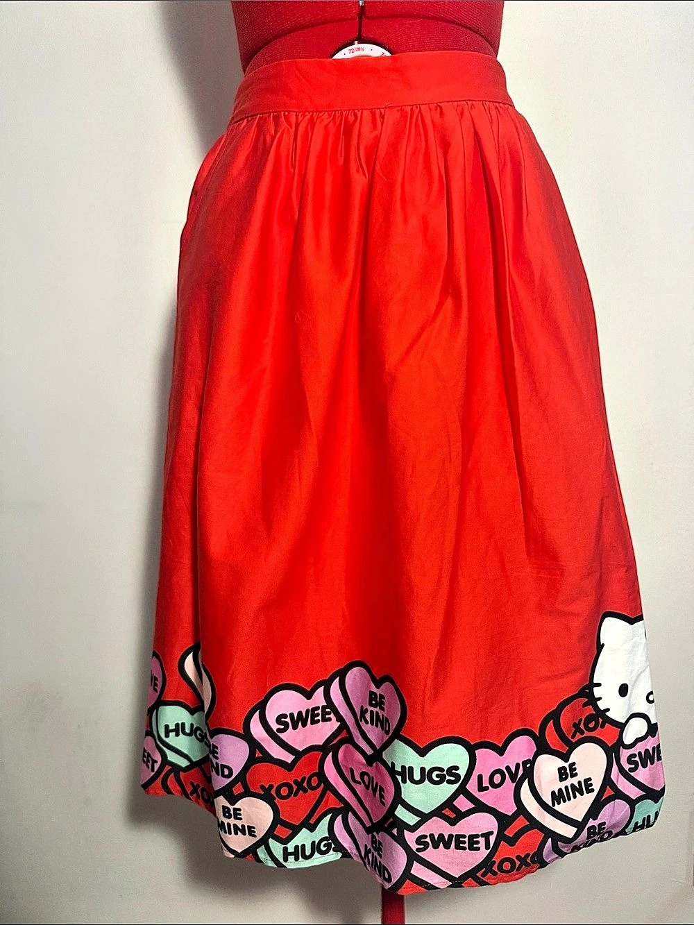ModCloth x Hello Kitty Skirt Red Size 2 NWOT